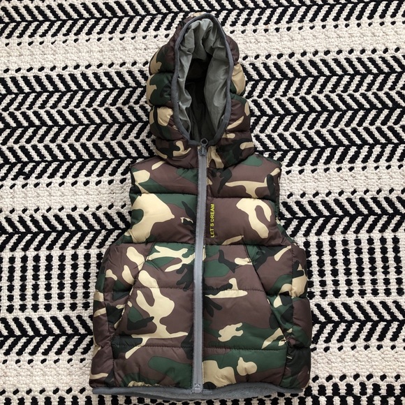 Zara Other - ZARA puffer vest